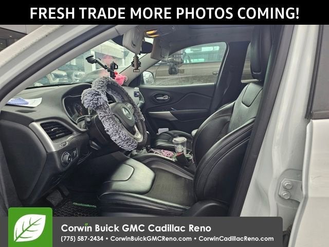 2022 Jeep Cherokee X 4x4