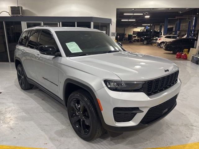 2024 Jeep Grand Cherokee Altitude X 4x4