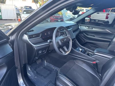 2024 Jeep Grand Cherokee L Altitude X 4x4