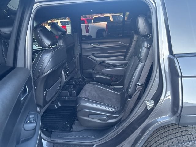 2024 Jeep Grand Cherokee L Altitude X 4x4