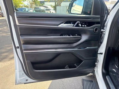 2024 Jeep Grand Wagoneer L Series II