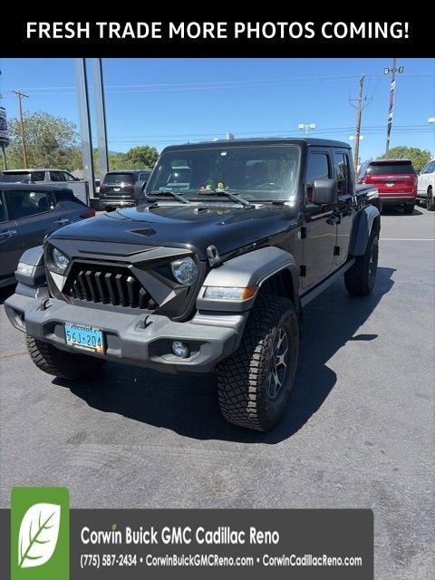 2020 Jeep Gladiator Sport S's photo