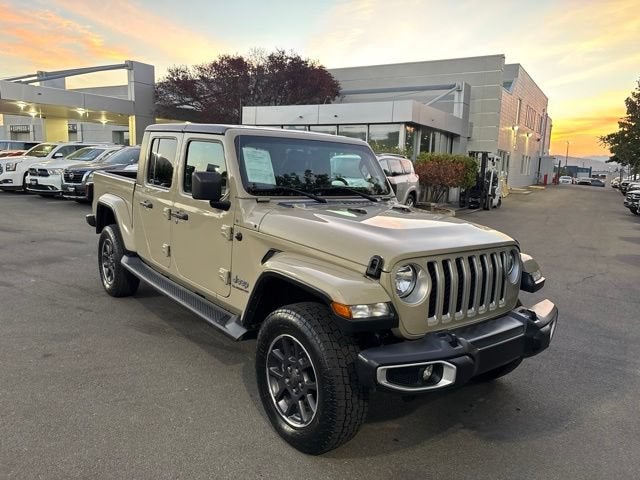2022 Jeep Gladiator Overland 4x4