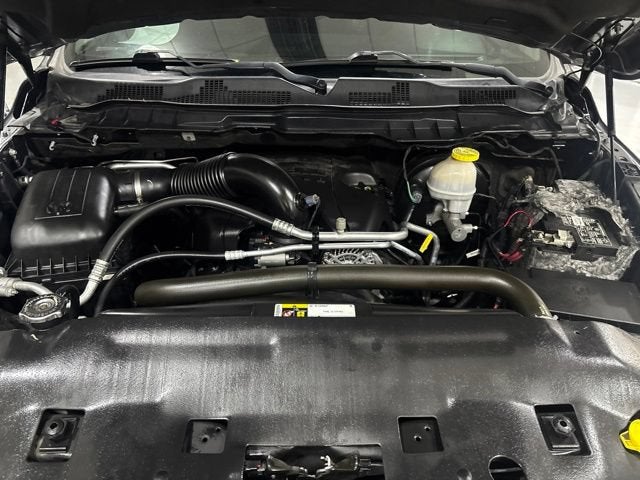2018 RAM 1500 Night Crew Cab 4x4 5'7" Box
