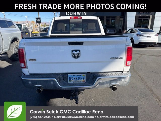 2017 RAM 1500 Laramie Crew Cab 4x4 5'7" Box