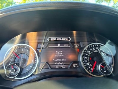 2020 RAM 1500 Big Horn Quad Cab 4x4 6'4" Box