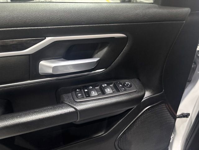 2023 RAM 1500 Big Horn Crew Cab 4x4 5'7" Box