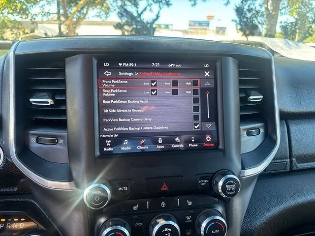 2021 RAM 1500 Big Horn Crew Cab 4x4 5'7" Box