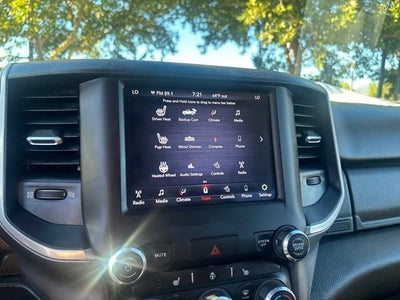 2021 RAM 1500 Big Horn Crew Cab 4x4 5'7" Box