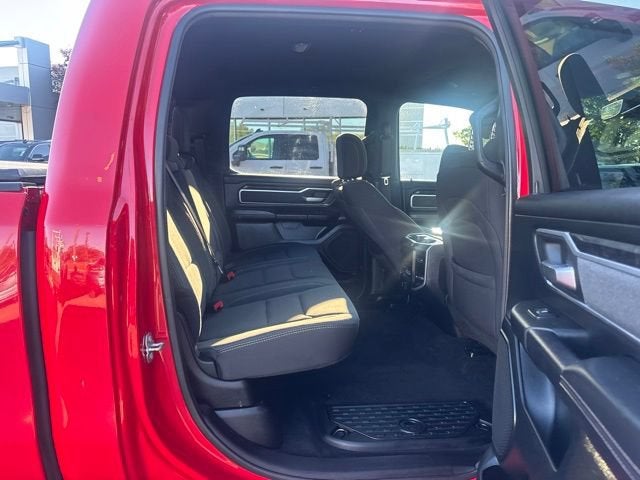 2021 RAM 1500 Big Horn Crew Cab 4x4 5'7" Box