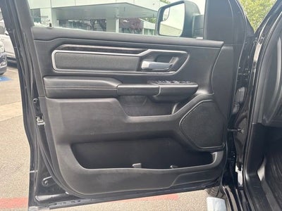 2022 RAM 1500 Big Horn Crew Cab 4x4 5'7" Box