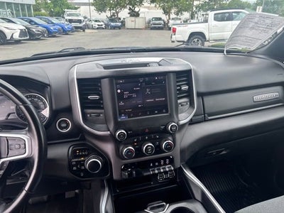 2022 RAM 1500 Big Horn Crew Cab 4x4 5'7" Box