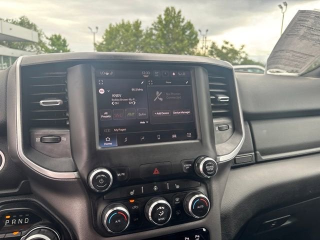 2022 RAM 1500 Big Horn Crew Cab 4x4 5'7" Box