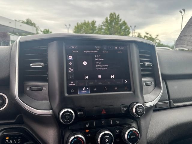 2022 RAM 1500 Big Horn Crew Cab 4x4 5'7" Box