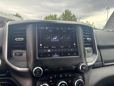 2022 RAM 1500 Big Horn Crew Cab 4x4 5'7" Box