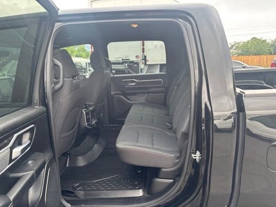 2022 RAM 1500 Big Horn Crew Cab 4x4 5'7" Box