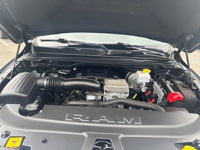 2022 RAM 1500 Big Horn Crew Cab 4x4 5'7" Box