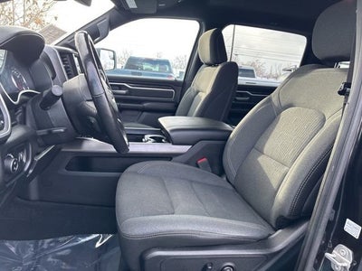 2021 RAM 1500 Big Horn Crew Cab 4x4 5'7" Box