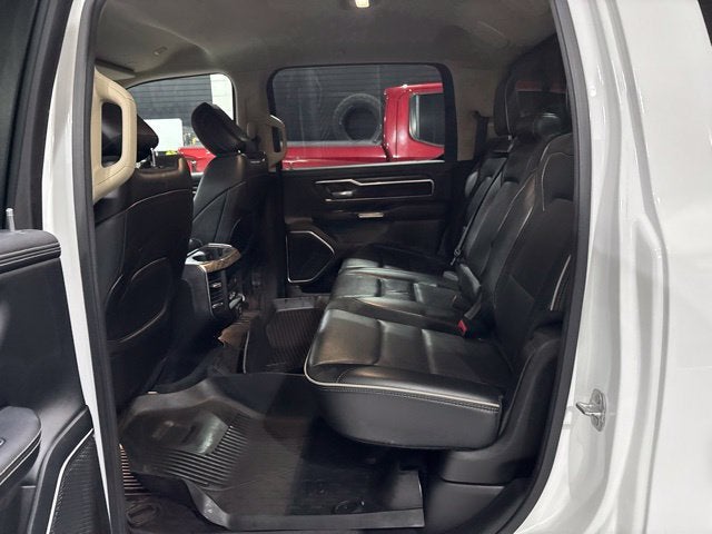 2020 RAM 1500 Laramie Crew Cab 4x4 5'7" Box