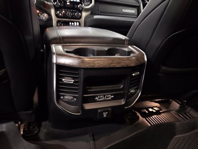2020 RAM 1500 Laramie Crew Cab 4x4 5'7" Box