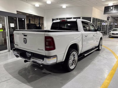 2020 RAM 1500 Laramie Crew Cab 4x4 5'7" Box