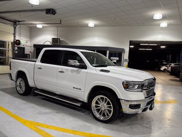 2020 RAM 1500 Laramie Crew Cab 4x4 5'7" Box
