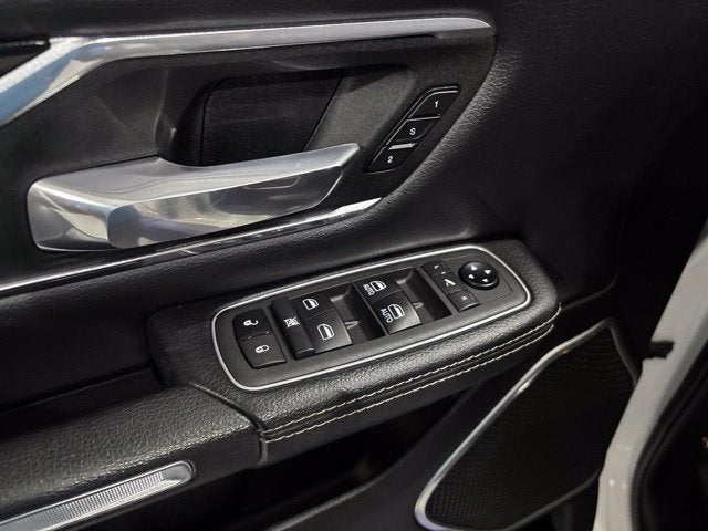 2021 RAM 1500 Laramie Crew Cab 4x4 5'7" Box
