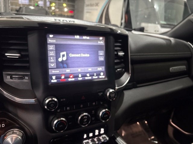 2021 RAM 1500 Laramie Crew Cab 4x4 5'7" Box