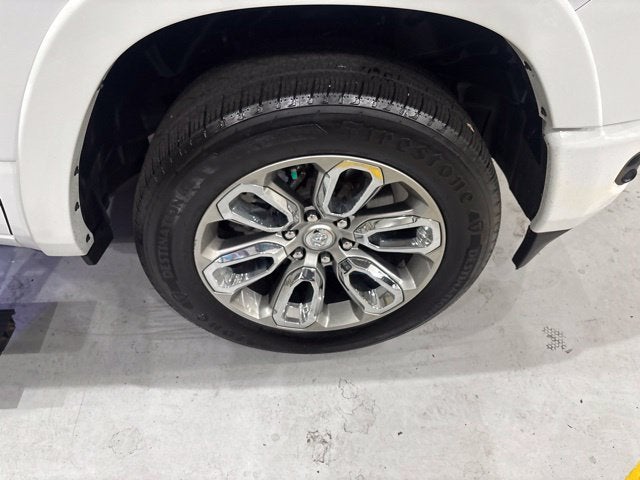 2021 RAM 1500 Laramie Crew Cab 4x4 5'7" Box