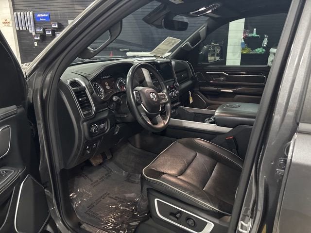 2022 RAM 1500 Laramie Crew Cab 4x4 5'7" Box