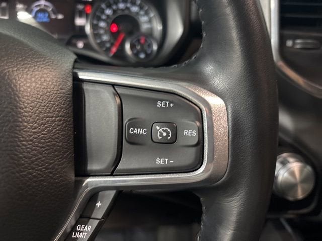 2022 RAM 1500 Laramie Crew Cab 4x4 5'7" Box