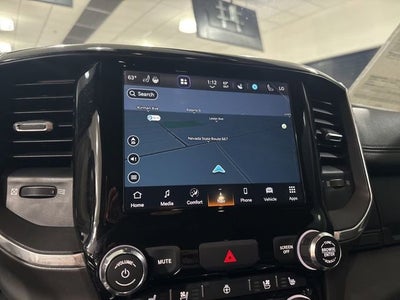 2022 RAM 1500 Laramie Crew Cab 4x4 5'7" Box