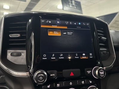 2022 RAM 1500 Laramie Crew Cab 4x4 5'7" Box