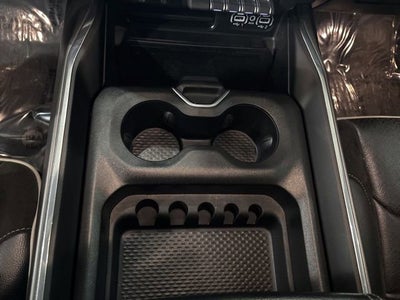 2022 RAM 1500 Laramie Crew Cab 4x4 5'7" Box