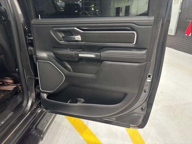 2022 RAM 1500 Laramie Crew Cab 4x4 5'7" Box