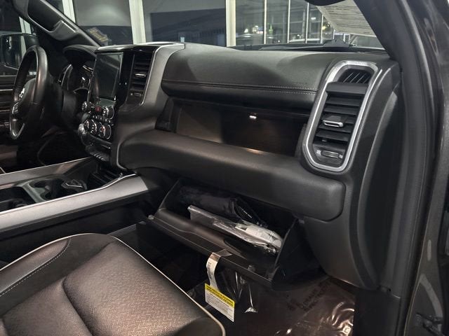 2022 RAM 1500 Laramie Crew Cab 4x4 5'7" Box
