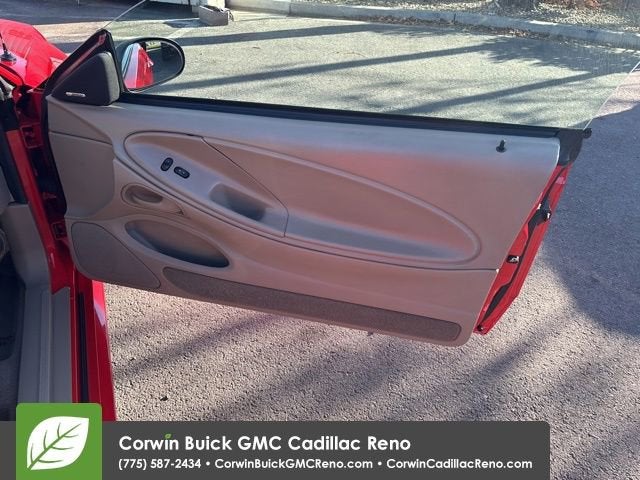 2000 Ford Mustang GT