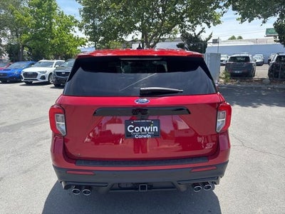 2022 Ford Explorer ST