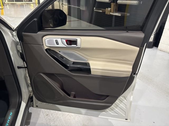 2022 Ford Explorer Platinum