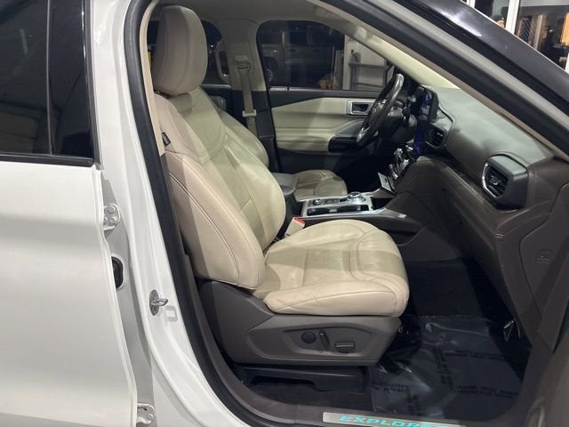 2022 Ford Explorer Platinum