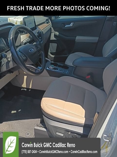 2020 Ford Escape Titanium