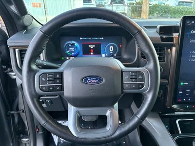2024 Ford F-150 Lightning LARIAT