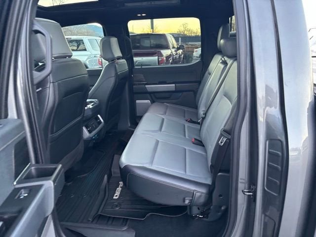 2024 Ford F-150 Lightning LARIAT