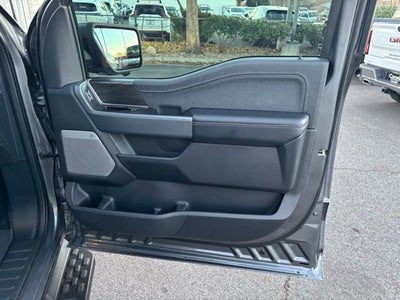 2024 Ford F-150 Lightning LARIAT