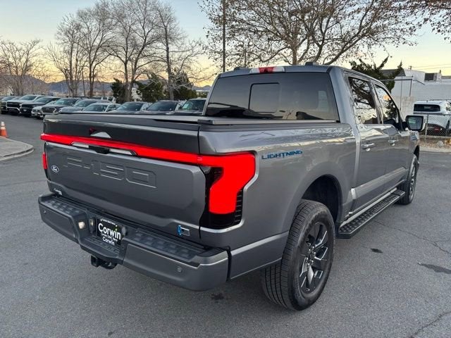 2024 Ford F-150 Lightning LARIAT