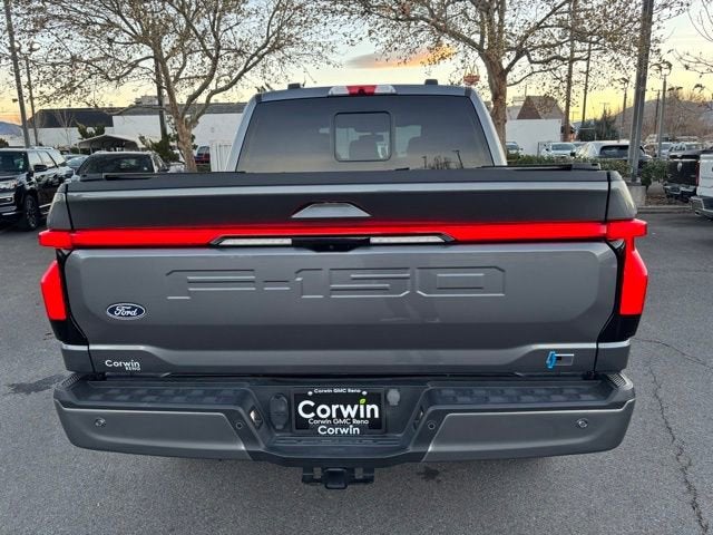 2024 Ford F-150 Lightning LARIAT