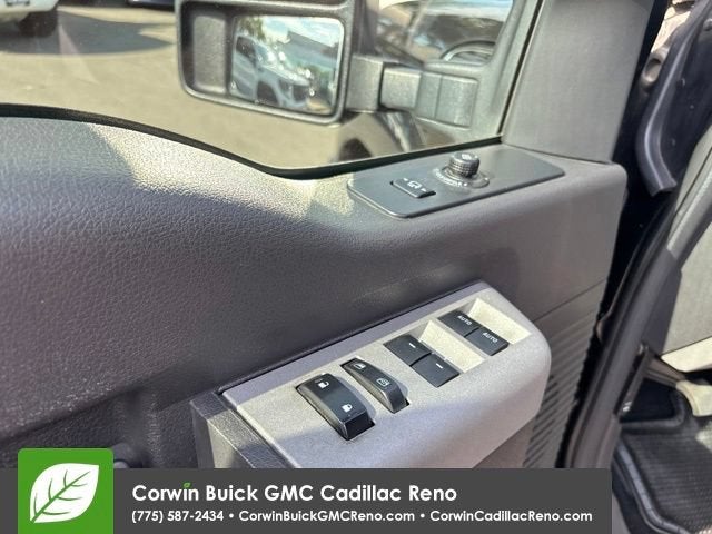 2013 Ford Super Duty F-250 SRW Lariat