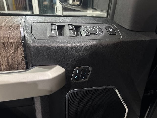 2017 Ford F-250 LARIAT