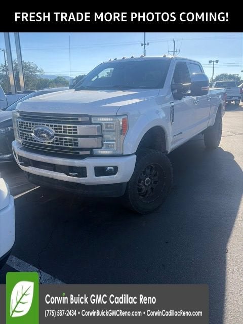 2017 Ford Super Duty F-350 SRW Platinum