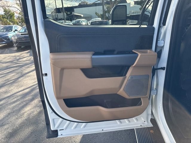 2023 Ford F-350 LARIAT